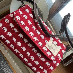 Red and White Elephant Clutch Purse
